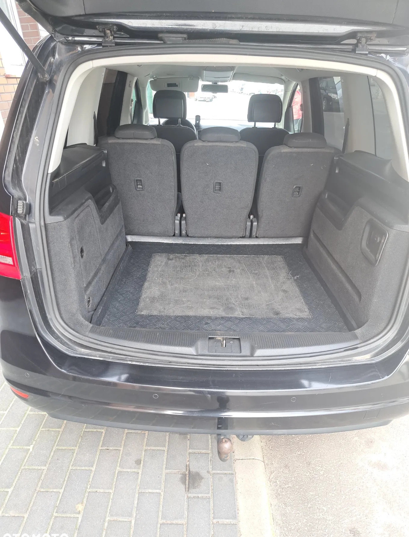 Volkswagen Sharan cena 41000 przebieg: 255000, rok produkcji 2012 z Łasin małe 326